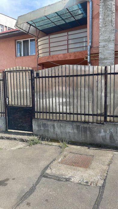 Casa de vânzare in cartierul Bulgaria