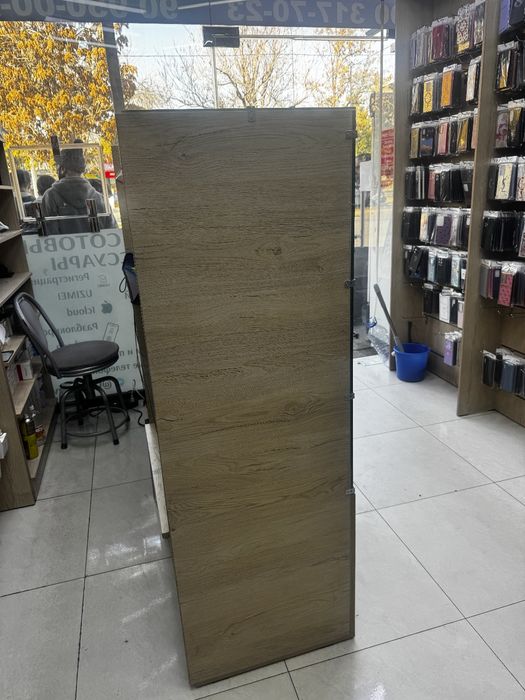 Telefon vitrina xolati ideal