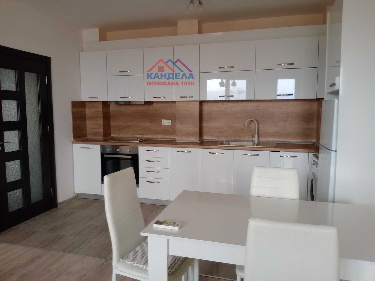 Продава се Двустаен апартамент в Пловдив, Христо Смирненски - 86 кв.м за 1500 €/кв.м - Снимка #5