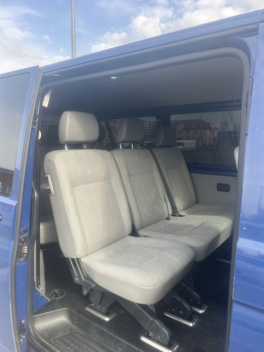 Wolkswagen Transporter T5 -1,9 TDI 1,9 75 CP AN 2007 Acte la zi