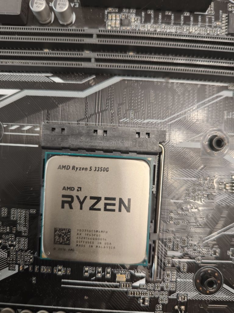 Calculator Ryzen 5 3350G RX570