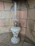 Lampa veche pictata