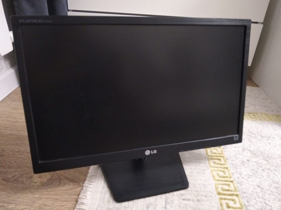 Продам монитор для компьютера