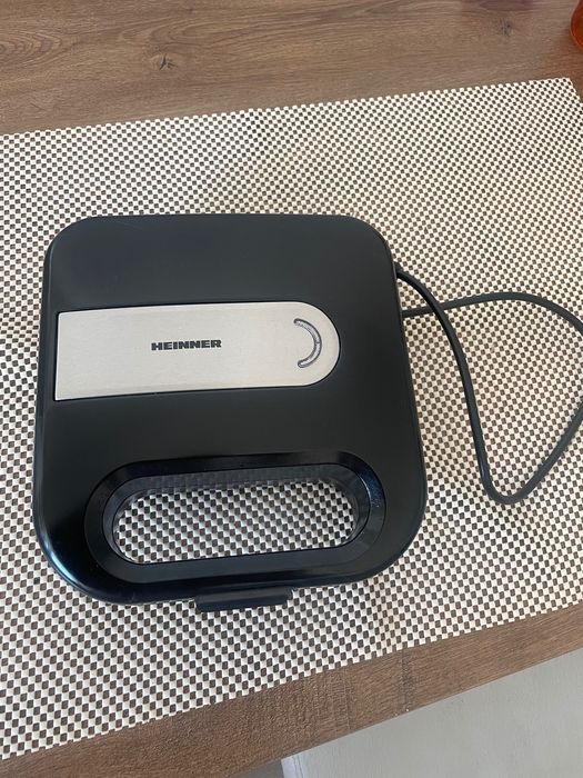 Sandwich maker heinner