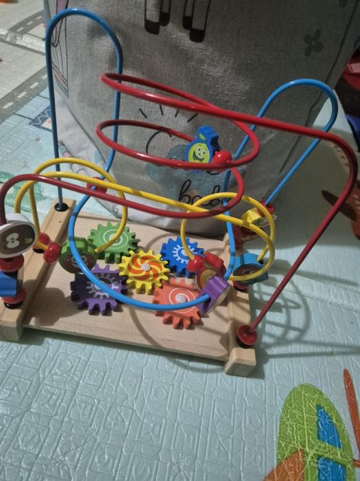 Занимателни детски играчки