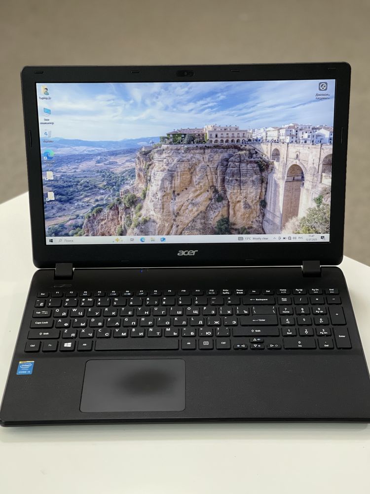 Продается ноутбук Acer Aspire ES1