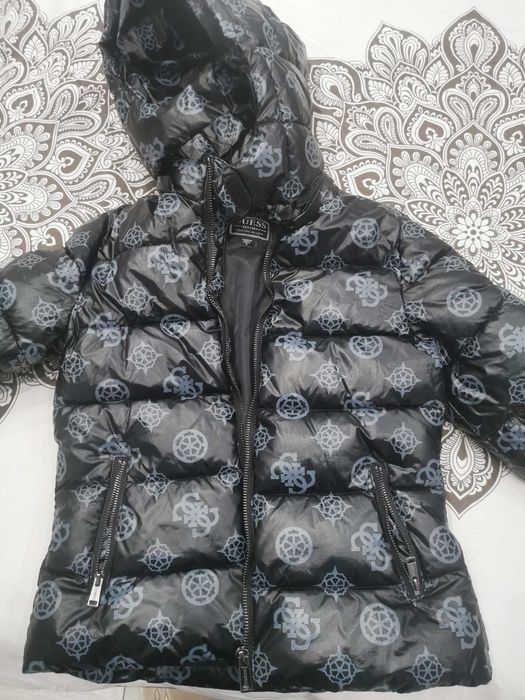 Детско зимно яке Guess