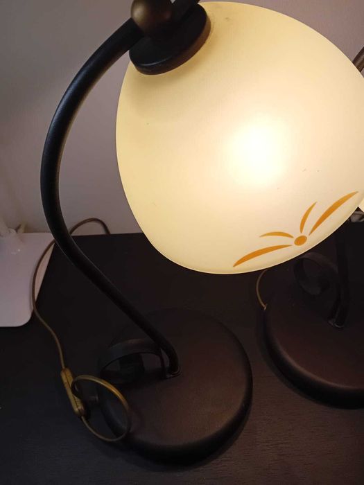 Set 2 veioze deosebite. Pret 300 lei fix