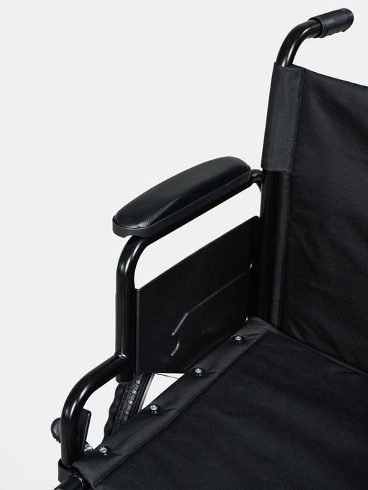 Nogironlar aravachasi mexanik o'rindiq-aravacha