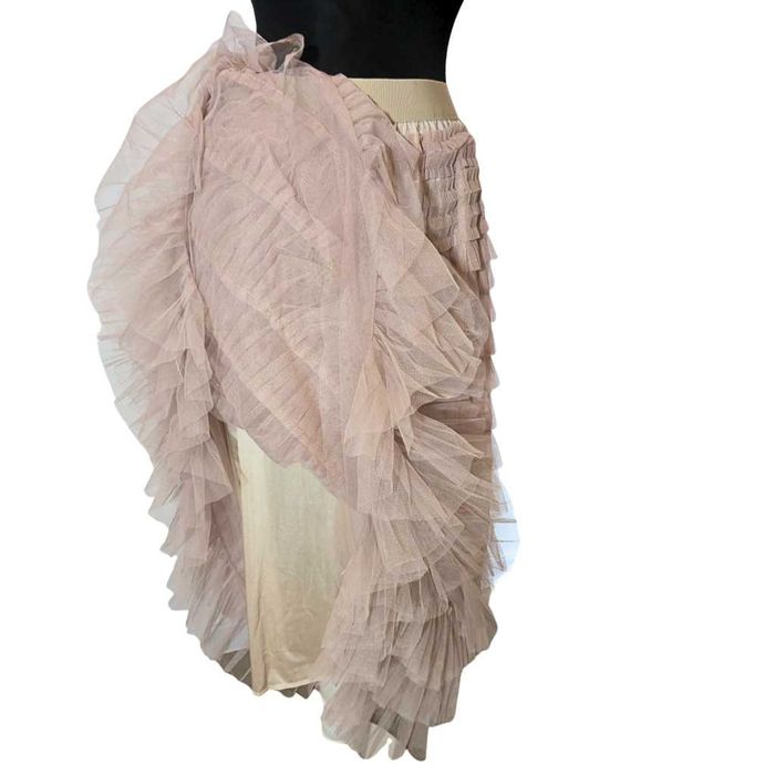 Fusta maxi din tulle cu volane bej