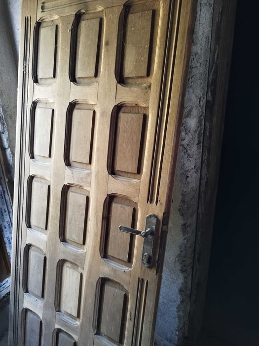 Uși și ferestre lemn masiv " Stejar "