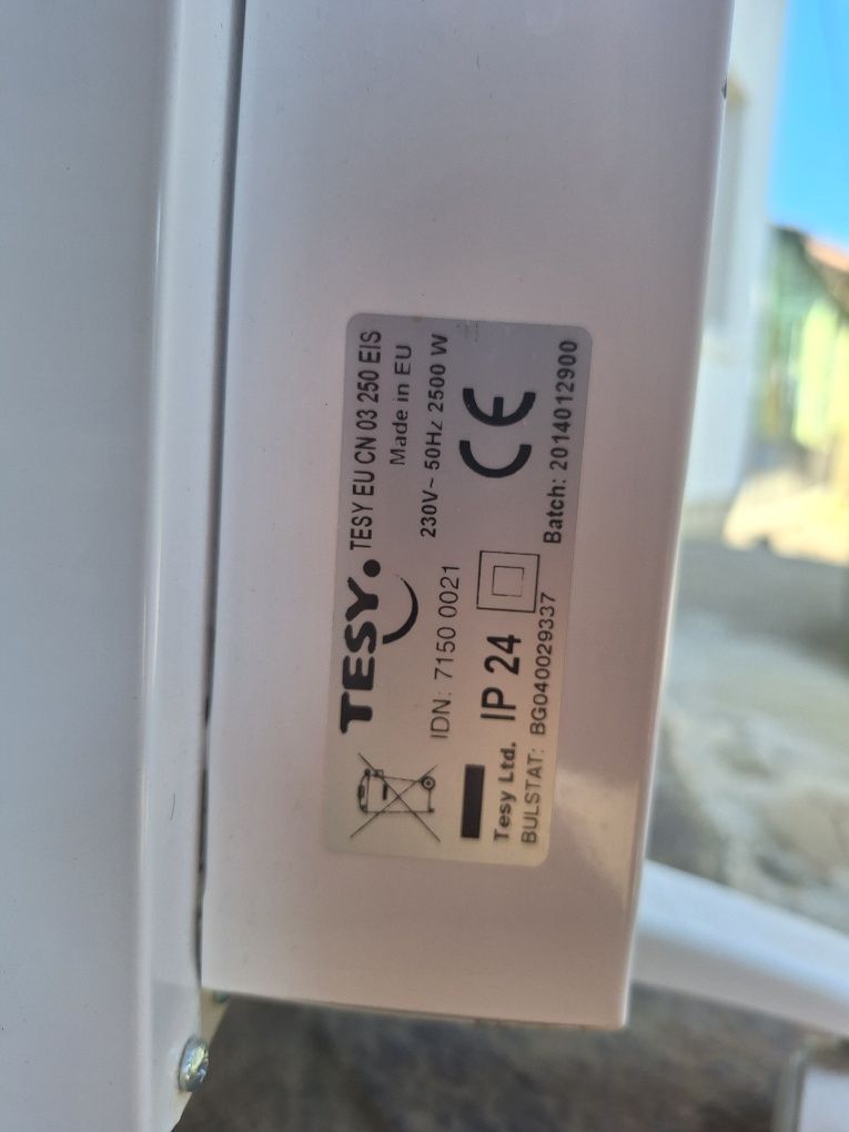 Конвекторна печка Tesy 2500 W