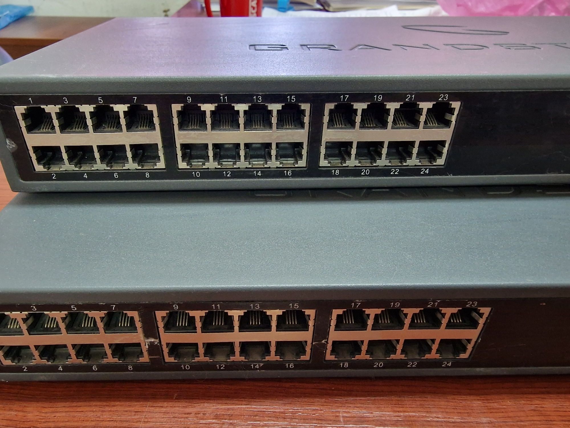 Grandstream GXW4224. IP шлюз. 24xFXS, 1xLAN GbE (в отличном состоянии)