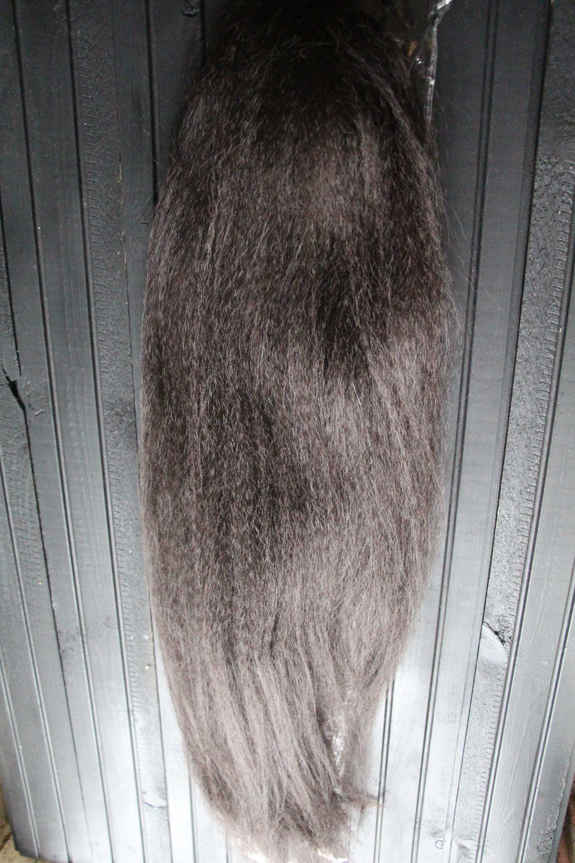 хвост из искусственных волос