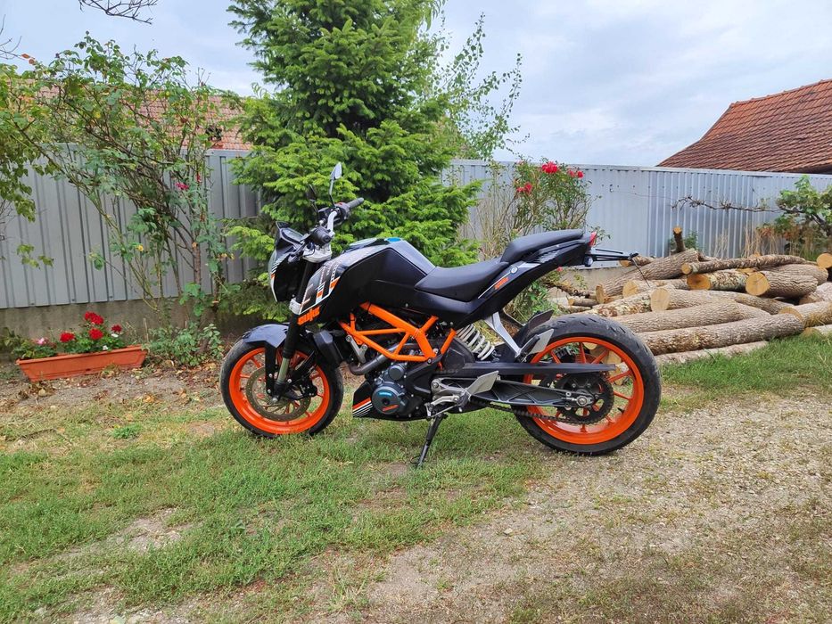 KTM Duke 390 ABS 2016