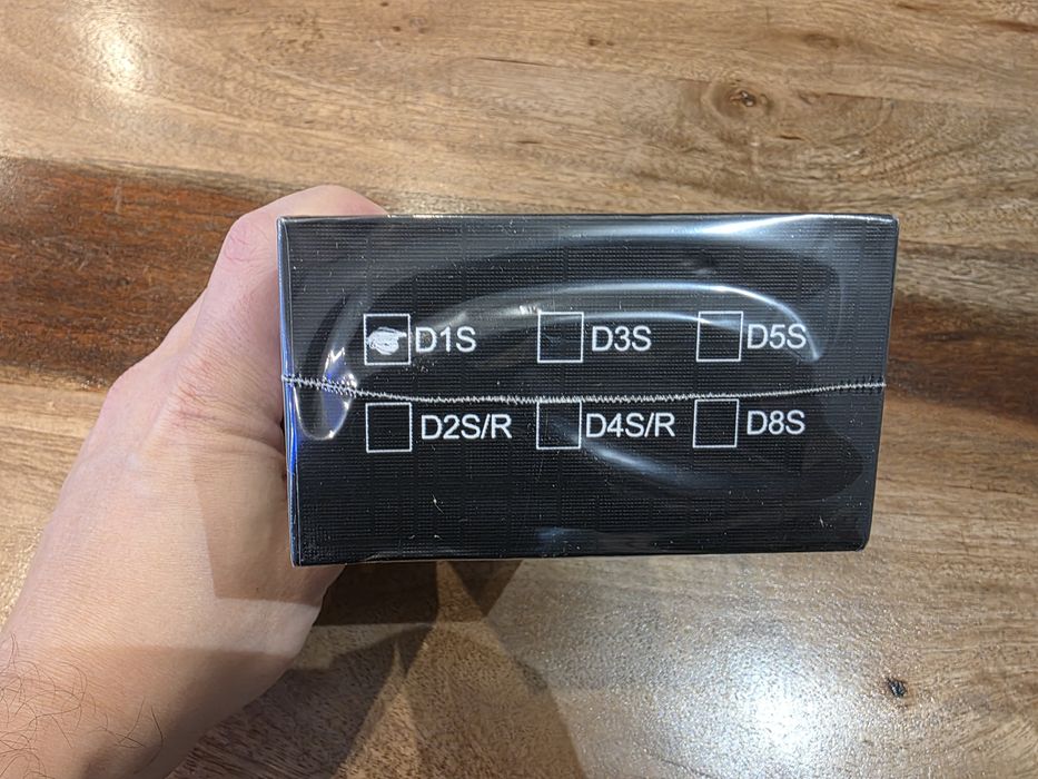 D1S LED крушки комплект