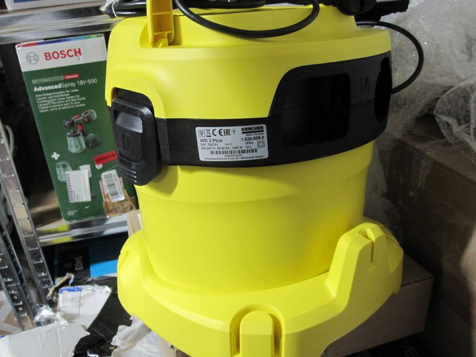 Aspirator Karcher WD 2 PLUS V-12/4/18, Umed/Uscat