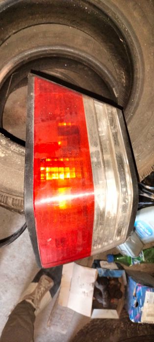 Фонари задние на Mercedes W124