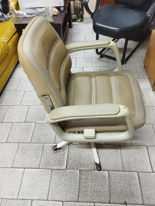 Фризьорски стол немско