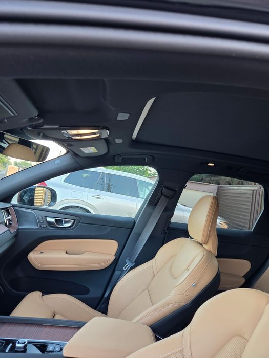 Vând VOLVO xc60 nou