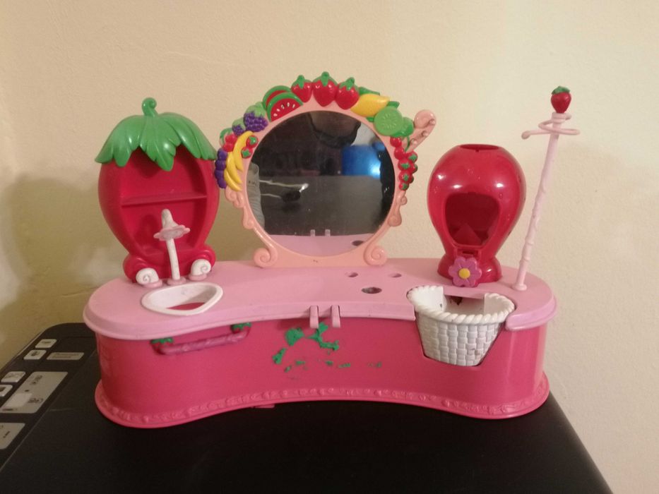 Jucărie fete comoda oglinda capsunica