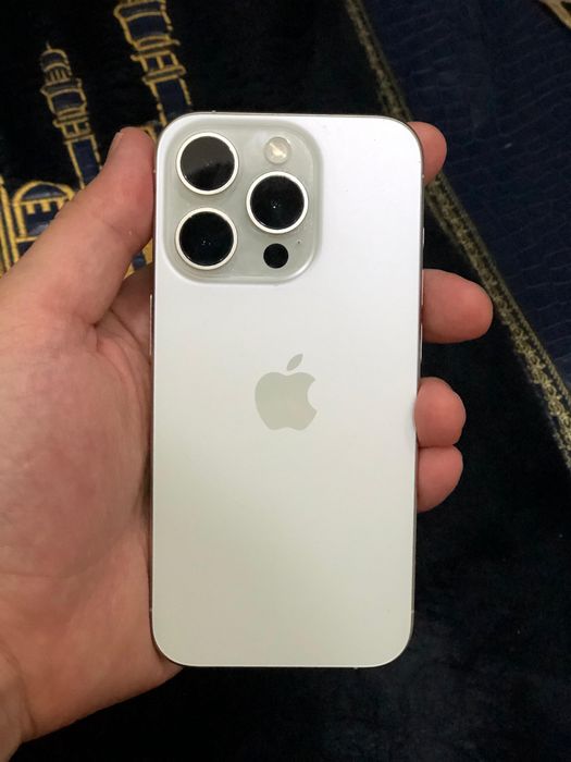 Продам айфон 15 про