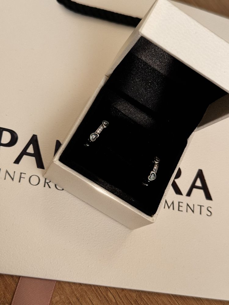 Pandora обеци Пандора