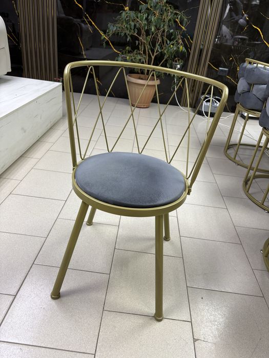 Продам офисный стул