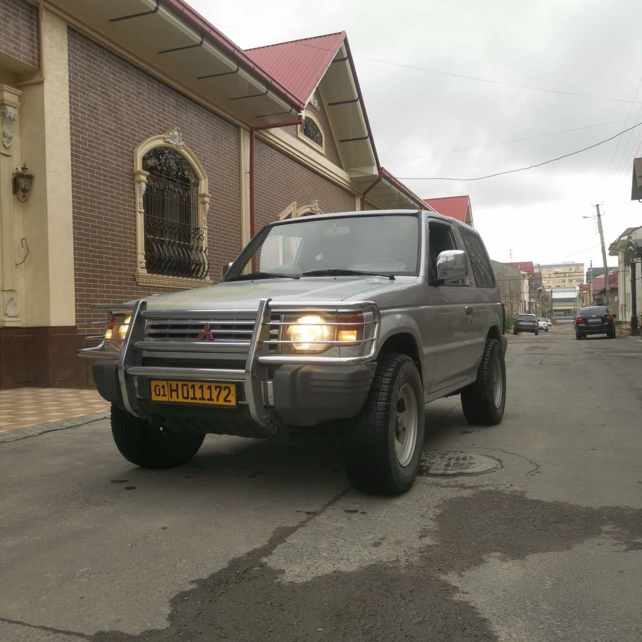 Mitsubishi Pajero 1992