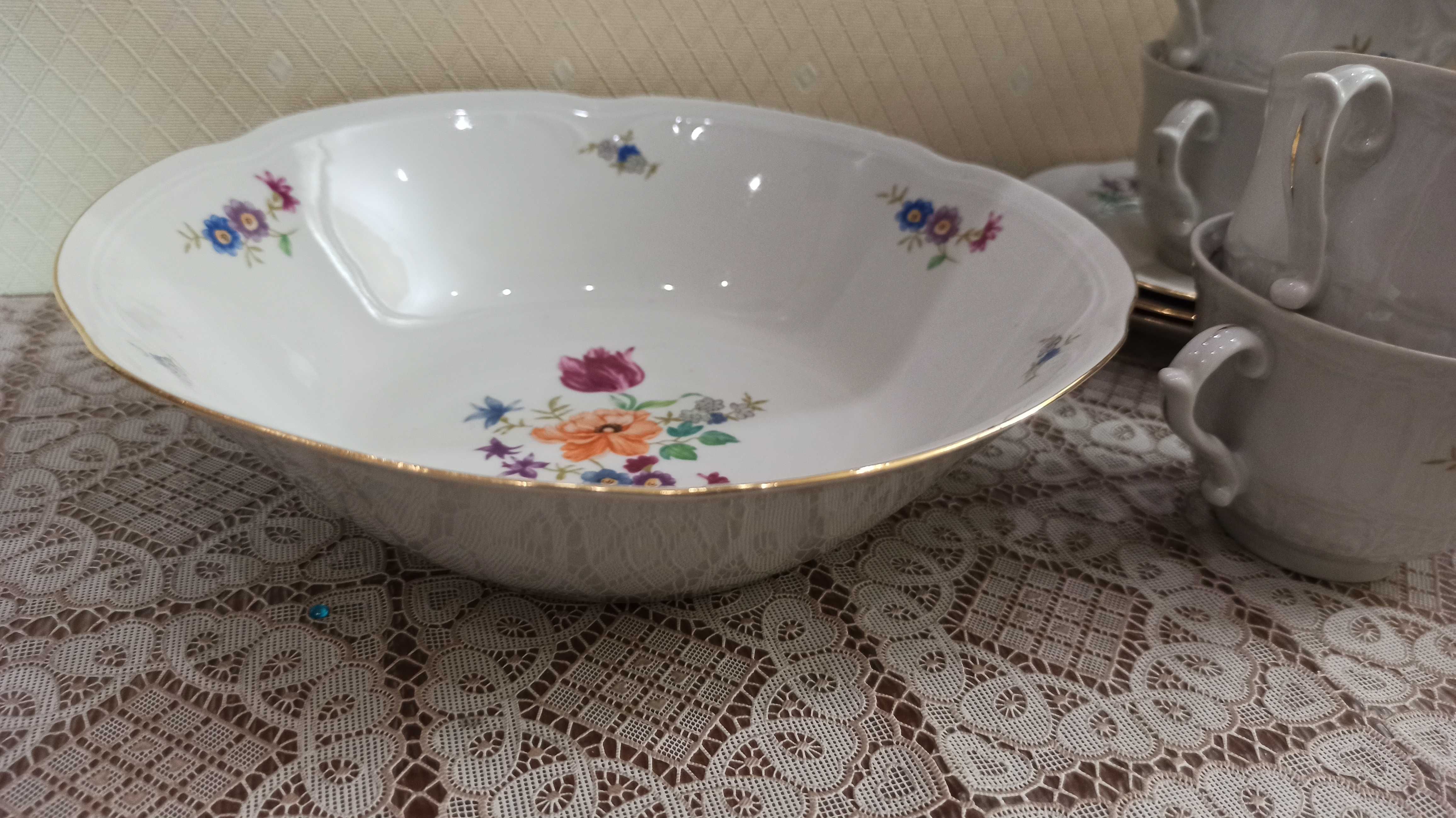 Сервиз 17 предметов фарфор Porcelana Польша.