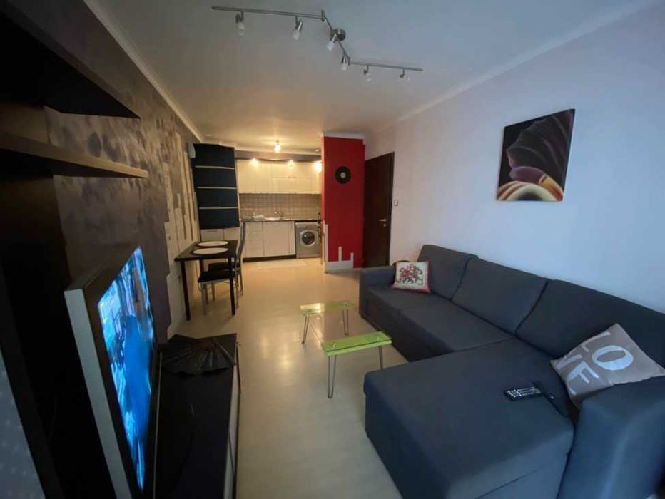 Дава се под наем Двустаен апартамент в София, Борово - 70 кв.м за 663 € - Снимка #1