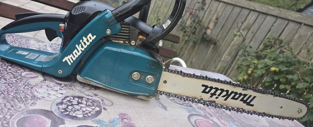 drujba makita EA4300f 
Lama 45