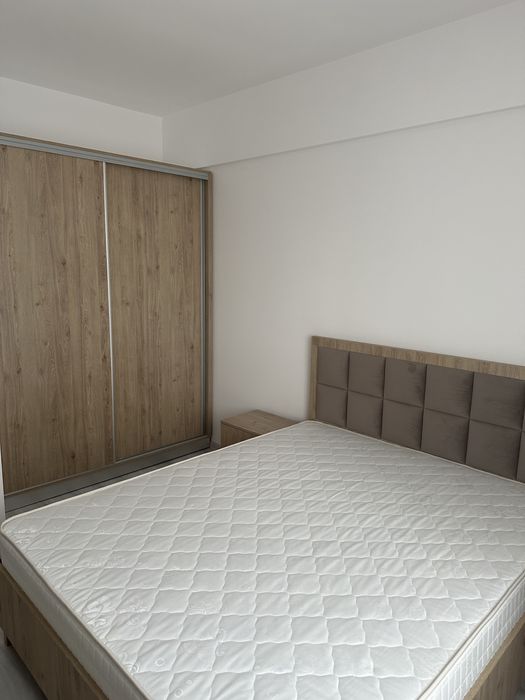 Inchiriez studio cu loc de parcare, 5 min metrou Berceni