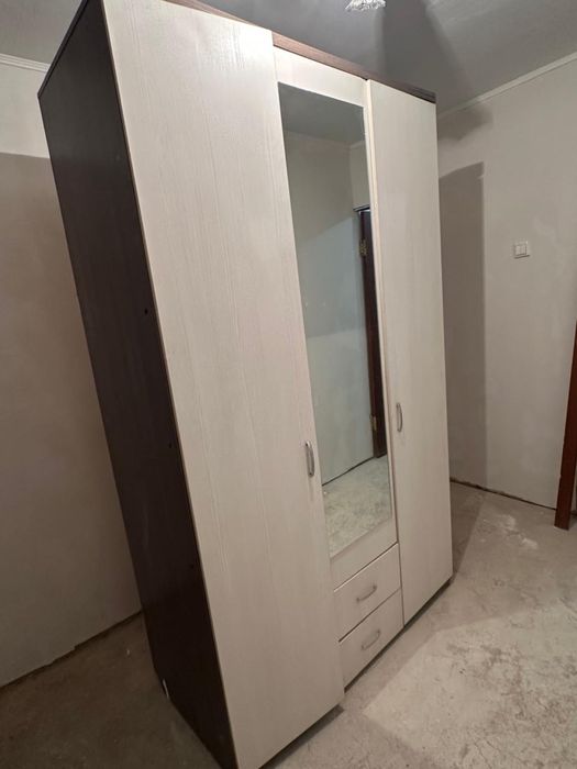 Продается шкаф для