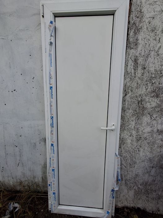 Ocazie .Vând usa termopan