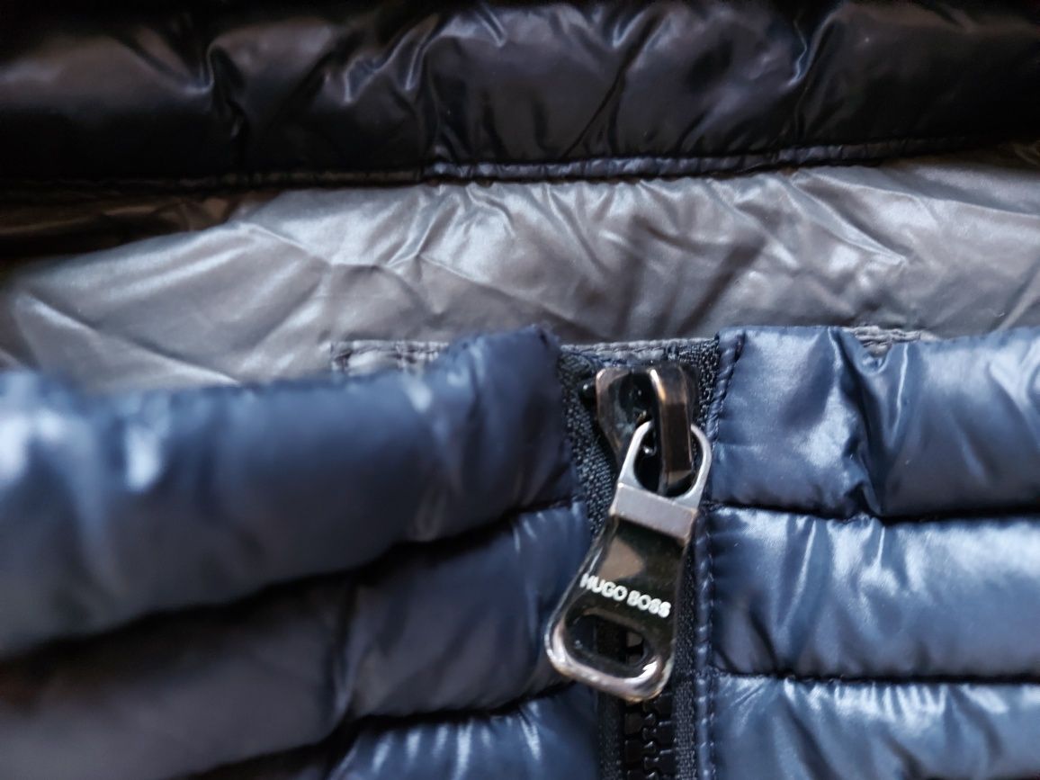Hugo boss down M48/L50,мъжко пухено яке ,100%пух