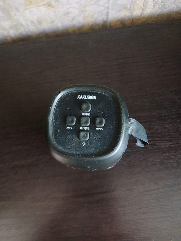 Продам портативеую колонку