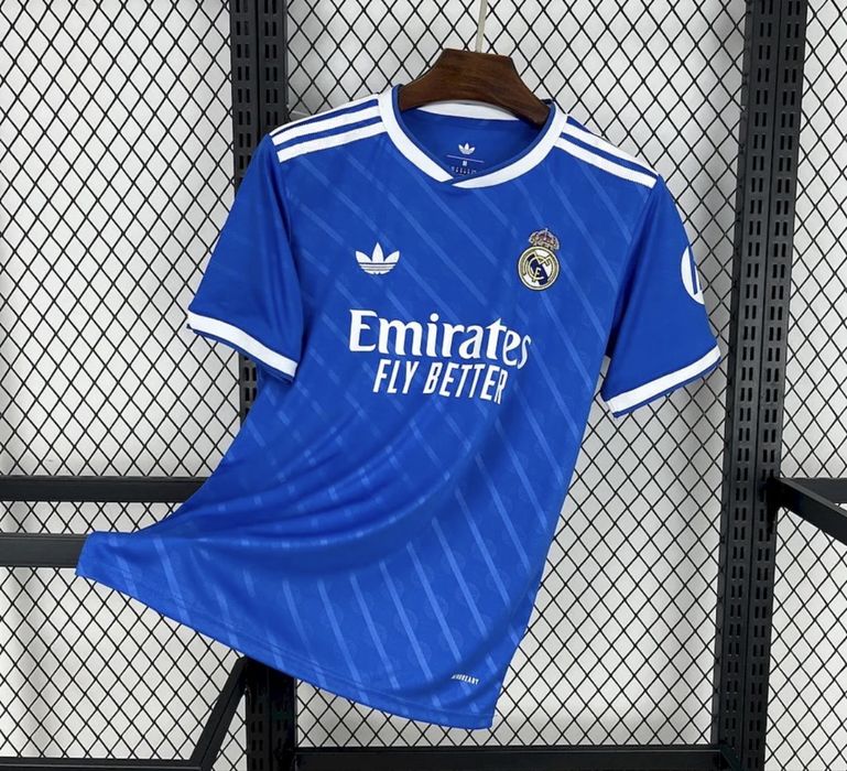 Tricou fotbal barbati , Real Madrid ,sezonul 25/26