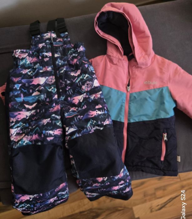 Зимняя куртка для девочки 6-7 лет