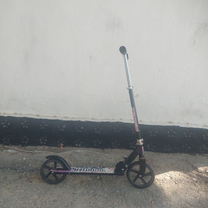 Продаю самокат б/у