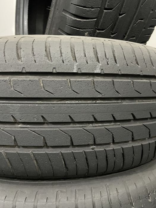 195/55R16 maxis  onex
