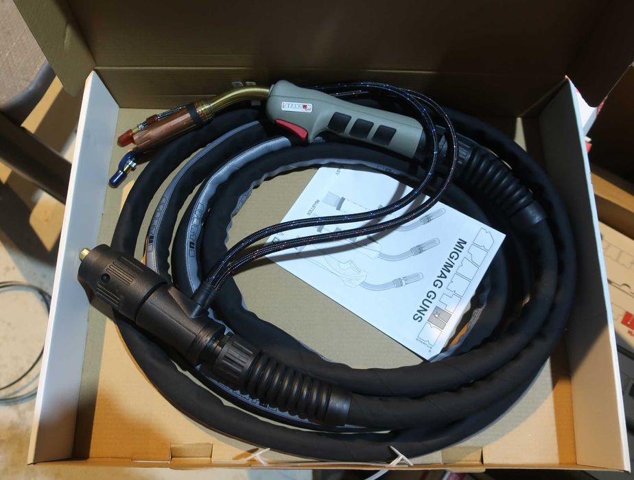 Заваръчен апарат, телоподаващо, Lincoln CV 400