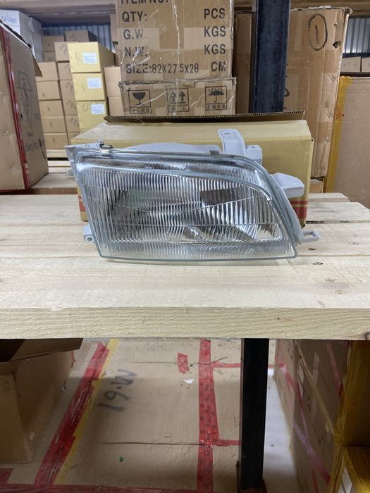 Фары на Карина Е