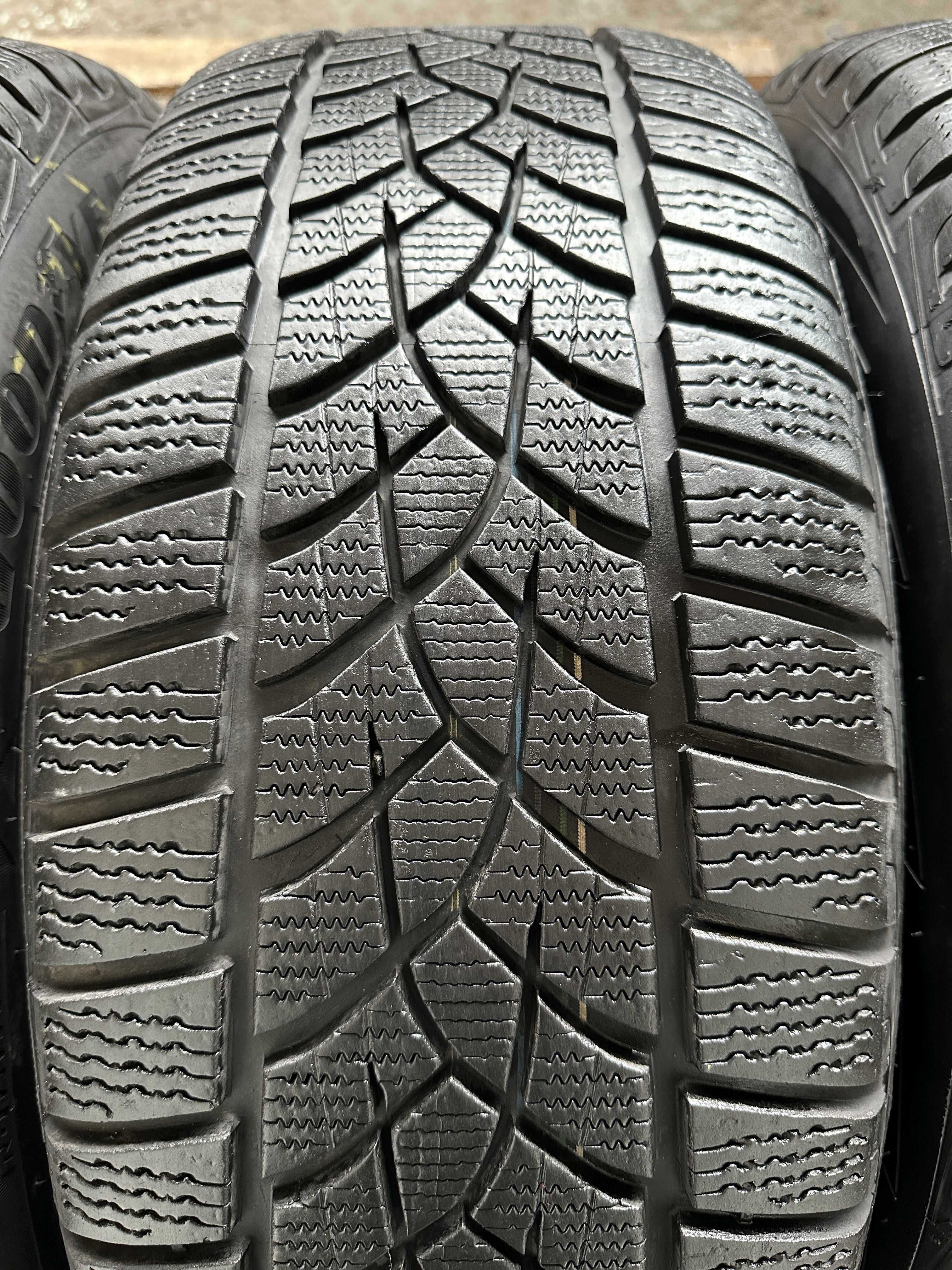 SET 4 Anvelope Iarna 235/55 R18 104H GOODYEAR Ultra Grip Performance