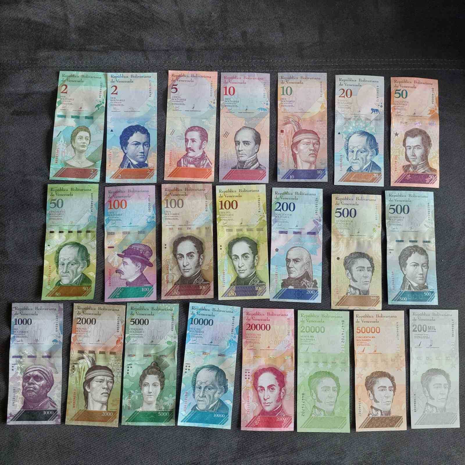 Лот Банкноти от 165 броя (без повтарящи) UNC