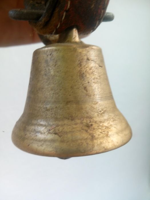 Камбана Чанове  Хлопки