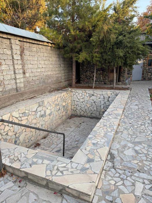 Продам уютную дачу