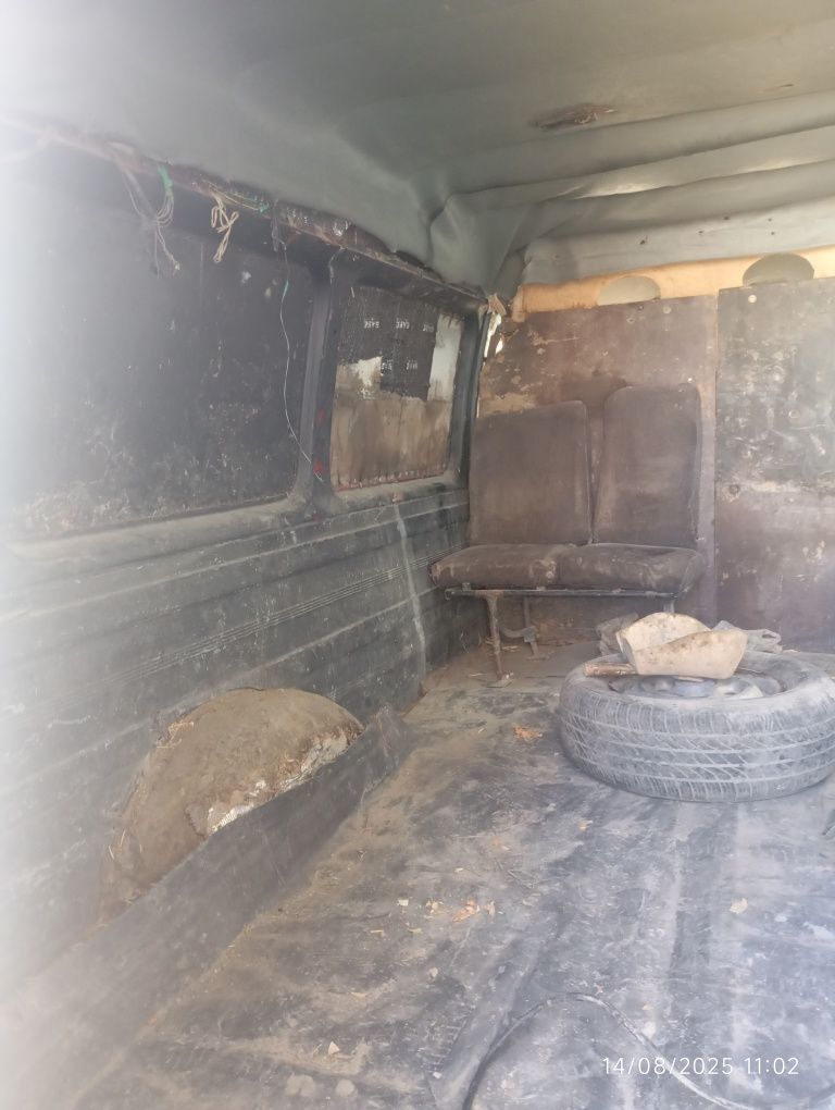 Ford Transit sotiladi