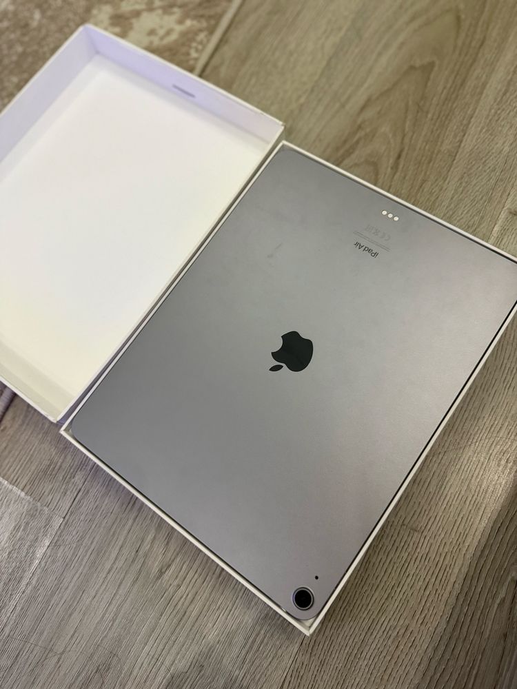 ipad 13 Продава се
