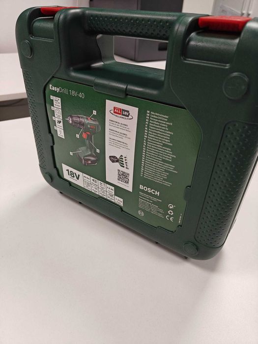 Masina de gaurit si insurubat (bormasina) pe acumulator Bosch 18V Noua